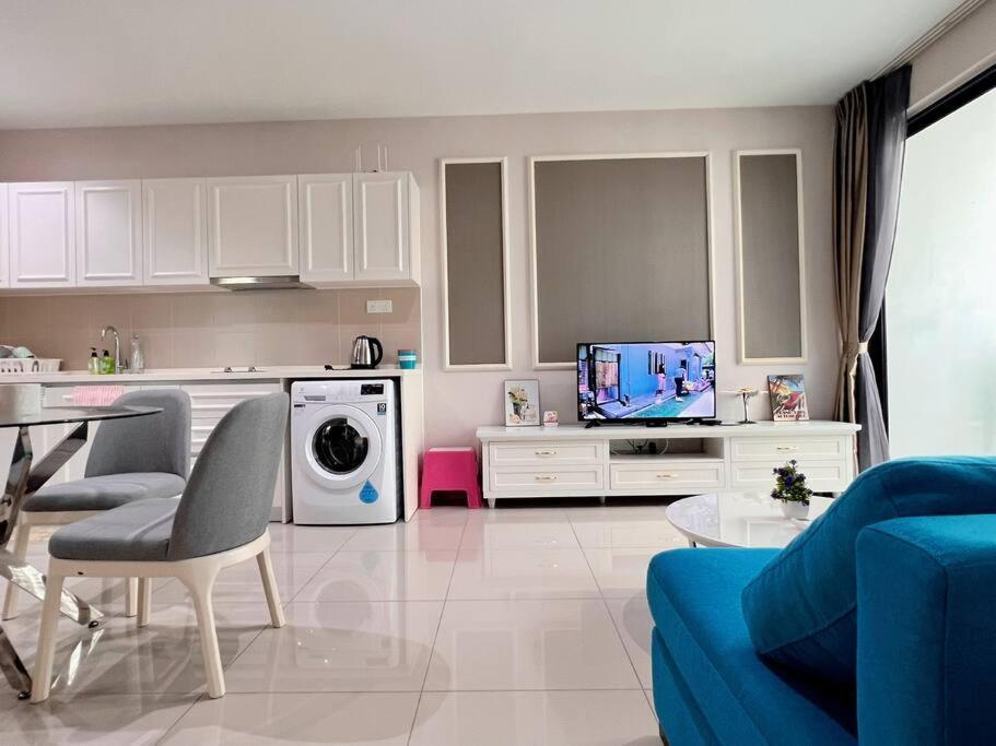 Apartment Homely 2br, Free Carpark @ Direct Link Mall, Sogo, Theme Park
