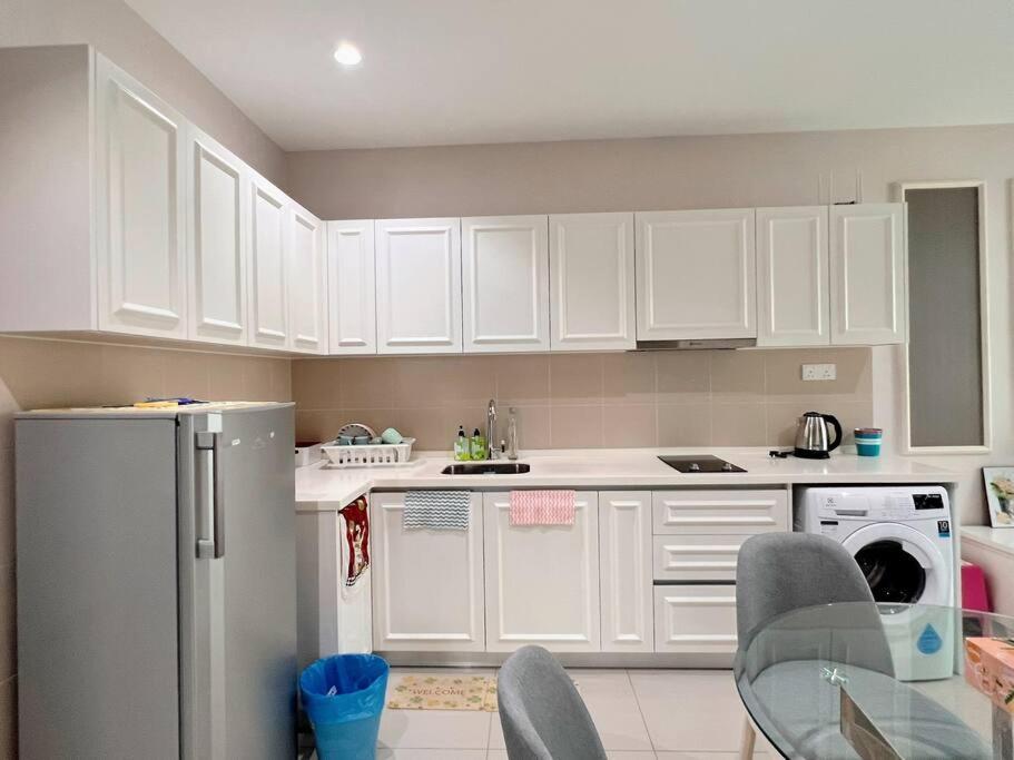 Homely 2br, Free Carpark @ Direct Link Mall, Sogo, Theme Park *